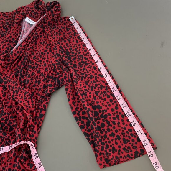 Susan Graver Womens XL Liquid Knit Blouse Animal Print Faux Wrap 3/4 Sleeve Red - Picture 8 of 11